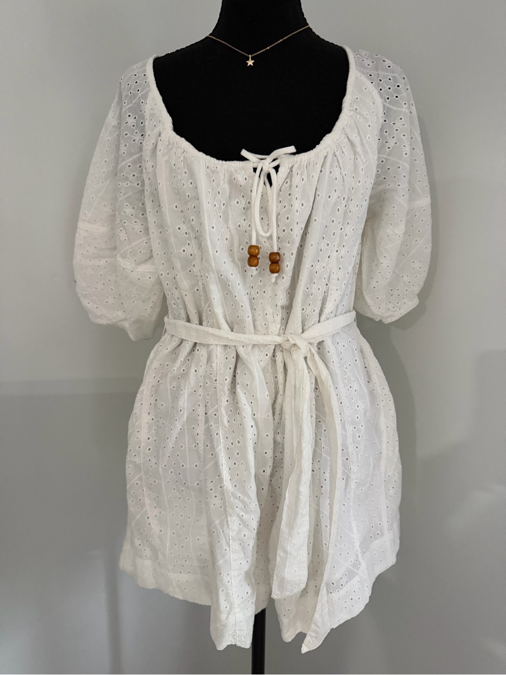 Elan White Eyelet Embroidered Puff Sleeve Romper Size S Cotton Boho NWT